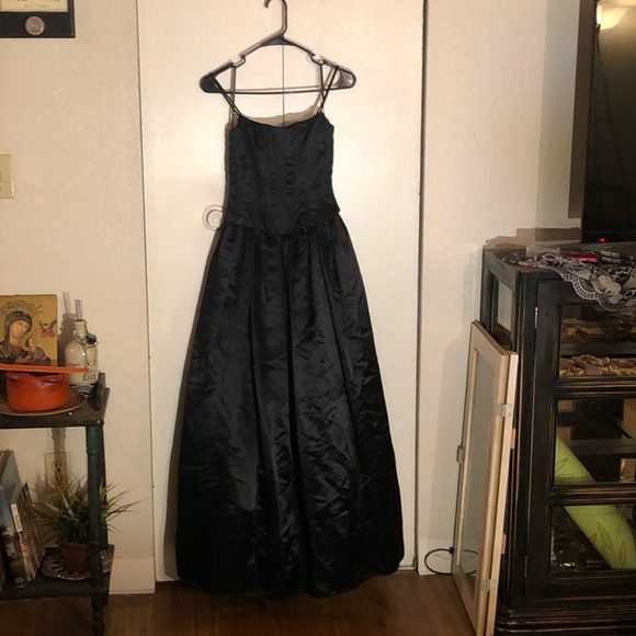 Jessica McClintock Dresses & Skirts - Rare Jessica McClintock Gunne Sax Gown